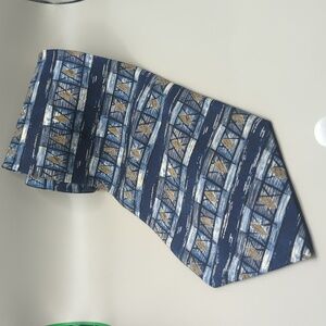 GEOFFREY BEENE Neck Tie 100% Silk Blue Geometric